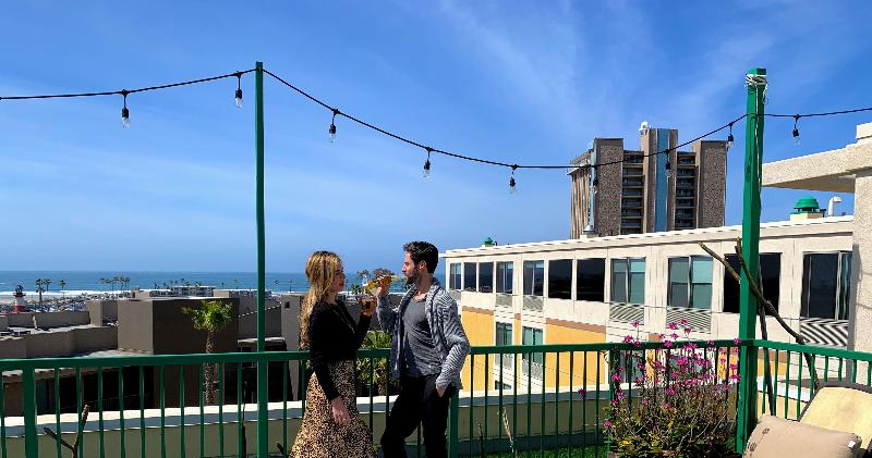 هتل Holiday Inn Oceanside Marina Camp Pendleton, An Ihg