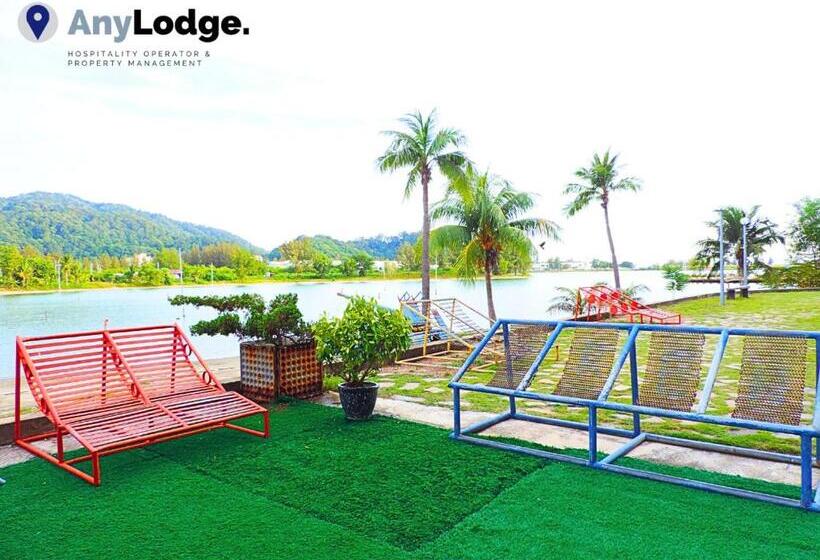 هتل Marina Island Pangkor Resort &