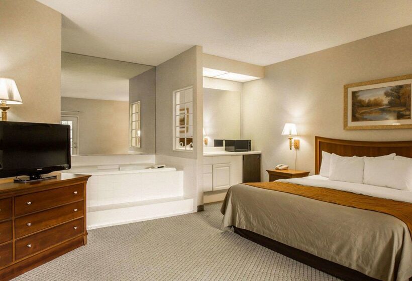 호텔 Rodeway Inn & Suites On The River