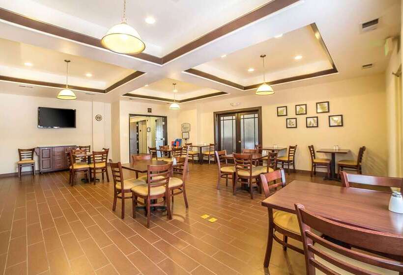 בית מלון כפרי Sleep Inn & Suites