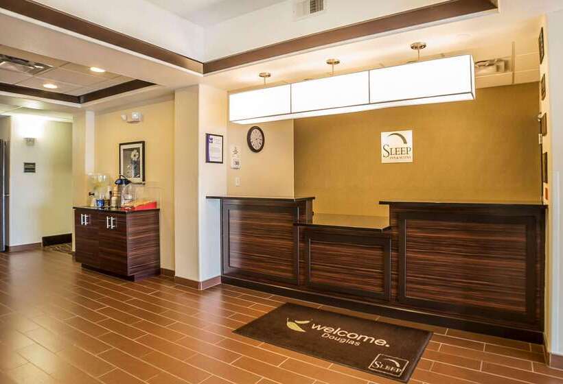 בית מלון כפרי Sleep Inn & Suites