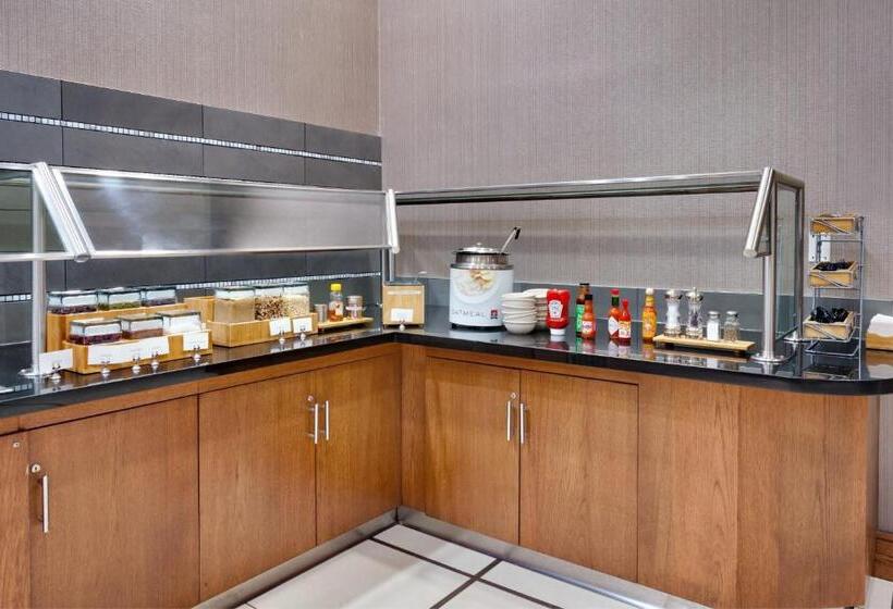 هتل Springhill Suites By Marriott Las Vegas Convention Center
