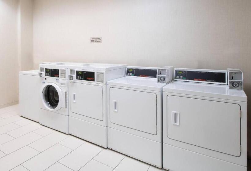 هتل Springhill Suites By Marriott Las Vegas Convention Center