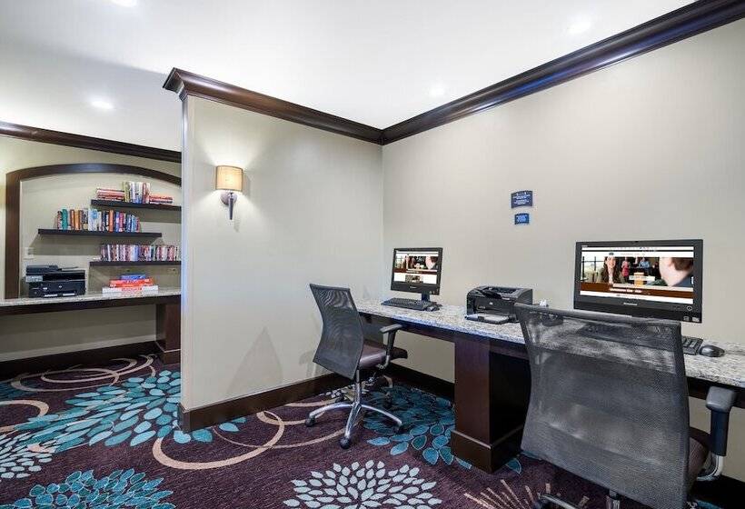 هتل Staybridge Suites Wilmington Newark By Ihg