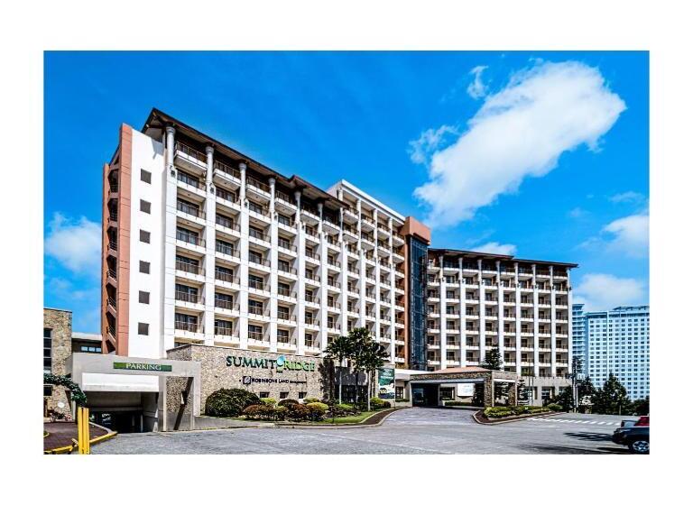 فندق Summit Ridge Tagaytay   Newly Renovated