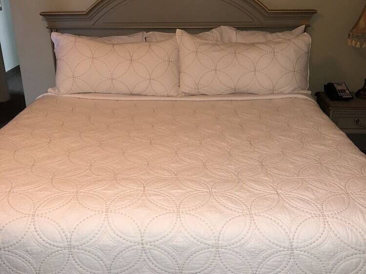 בית מלון כפרי The Juliet