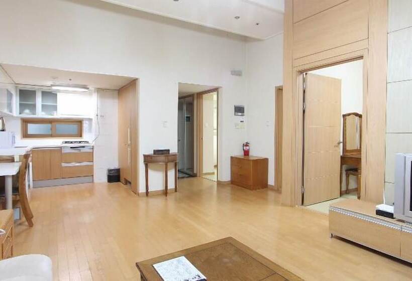 בית מלון כפרי The Suite Place Serviced Residences