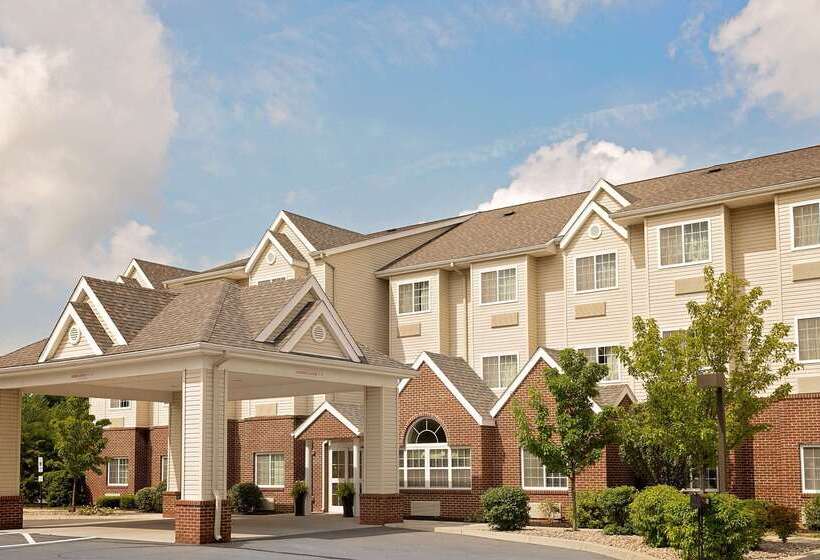 Microtel Inn And Suites By Wyndham   Geneva