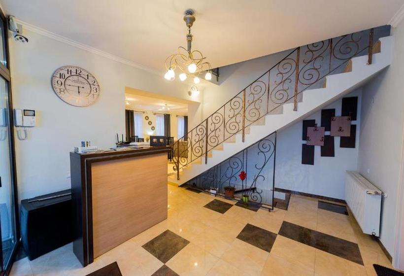 مبيت وإفطار Villa Cristiani