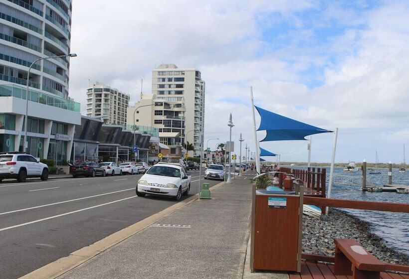 Broadwater Keys