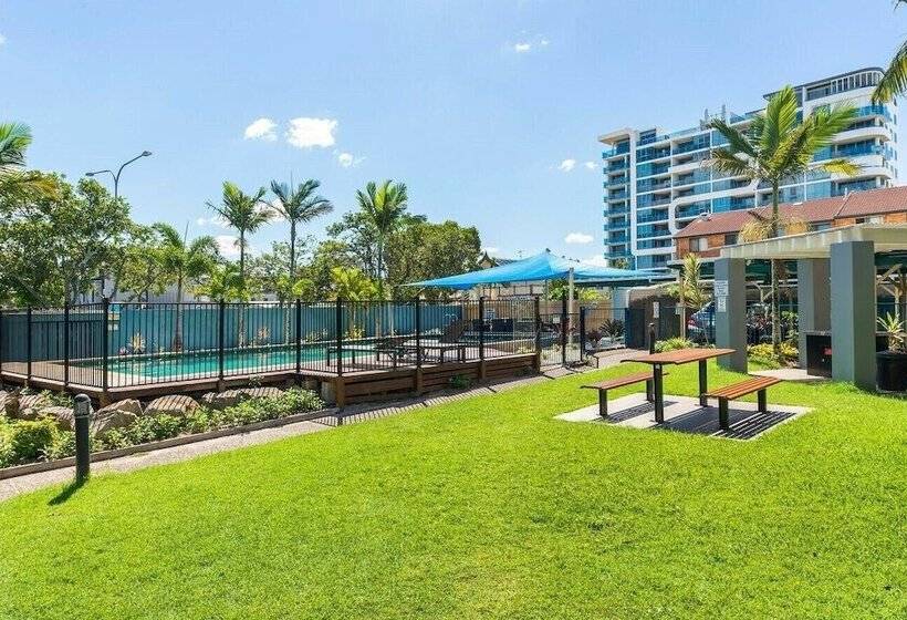Broadwater Keys
