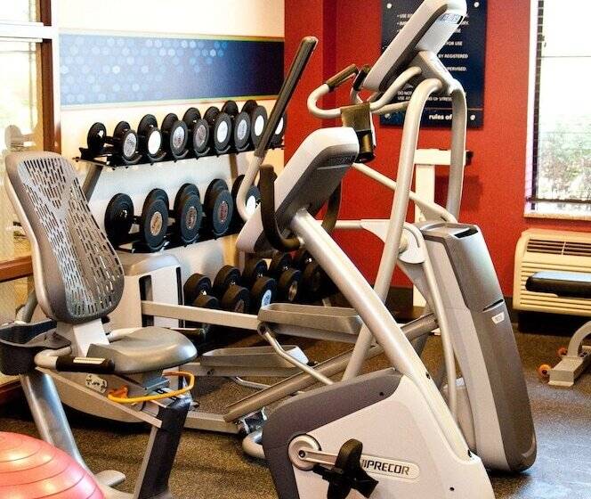 فندق Hampton Inn East Windsor