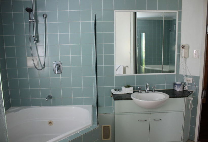 هتل Beaches Holiday Apartments   Official Onsite Reception & Check In