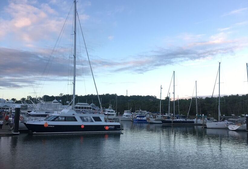 هتل Mowbray By The Sea