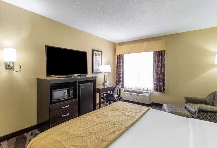 ホテル Quality Inn Warsaw I40