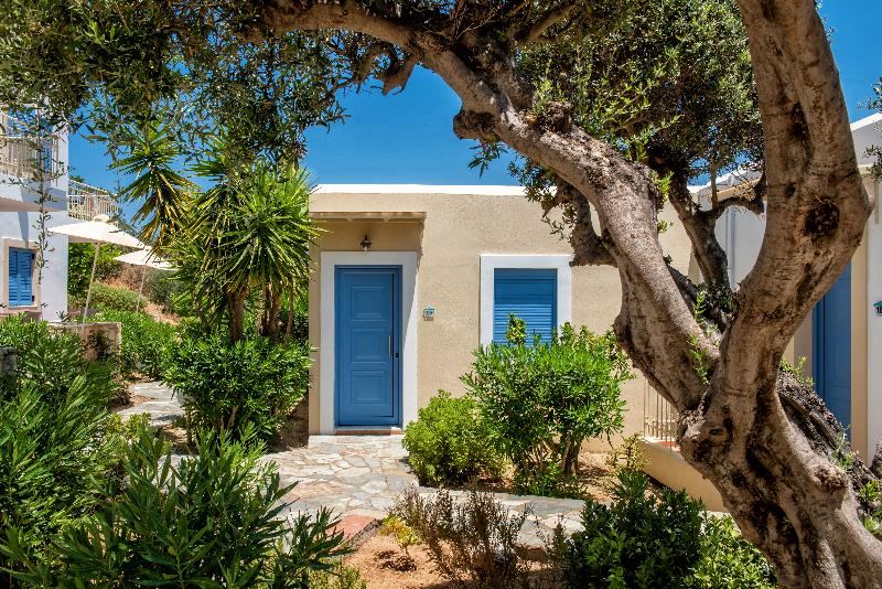 Lofos Apartments