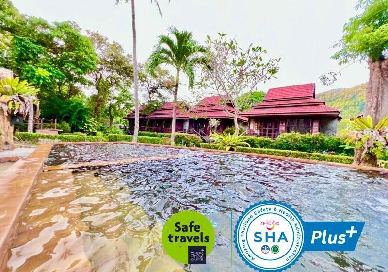 هتل Baan Laanta Resort And Spa