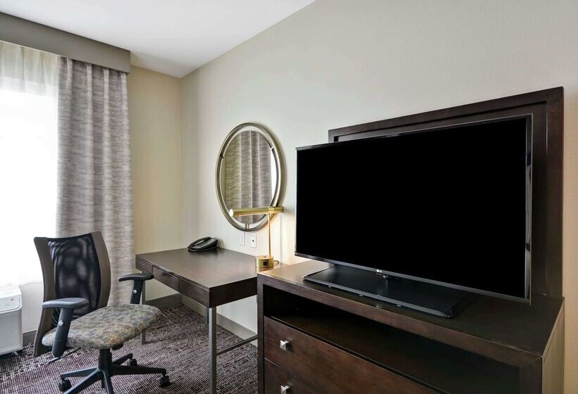 هتل Doubletree By Hilton Chicago Midway Airport