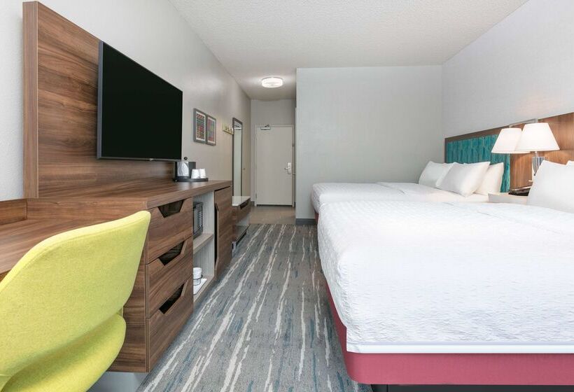 هتل Hampton Inn Kingsville
