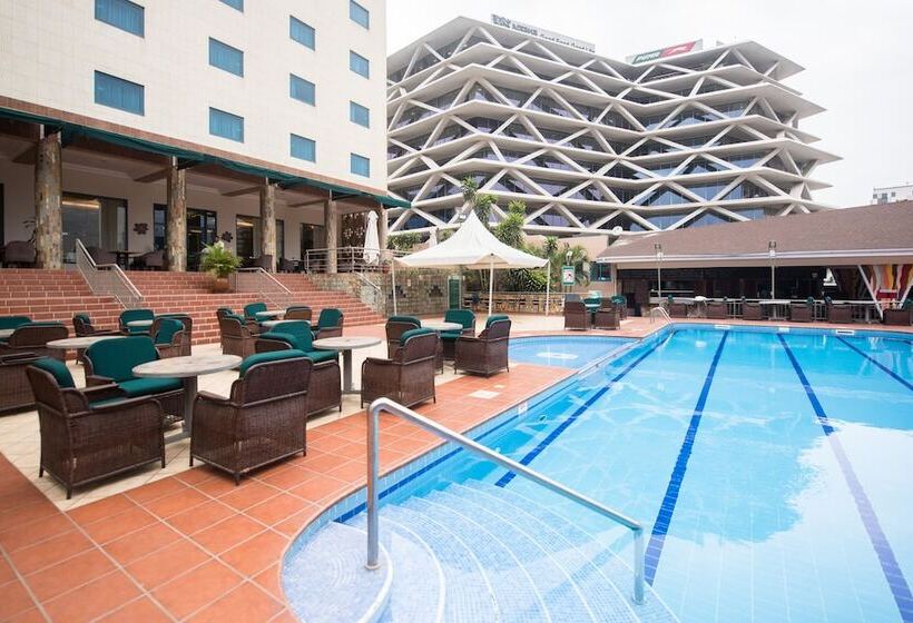 هتل Holiday Inn Accra Airport By Ihg