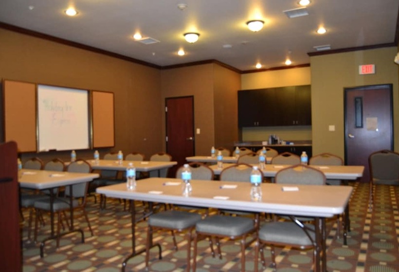 فندق Holiday Inn Express And Suites Heber Springs, An Ihg