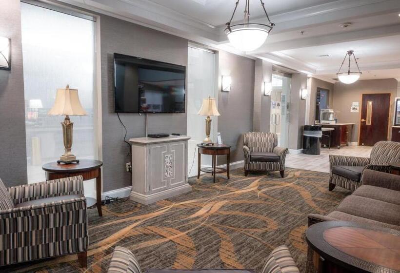 هتل Holiday Inn Express & Suites   Tuscaloosa University, An Ihg