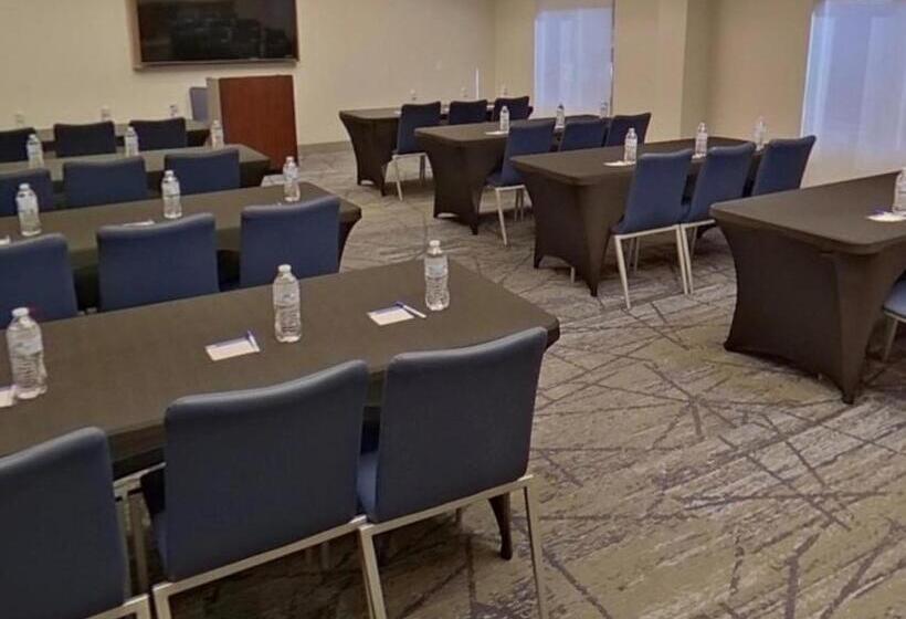 هتل Holiday Inn Express & Suites   Tuscaloosa University, An Ihg