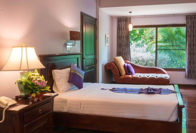 هتل Phuwanalee Resort