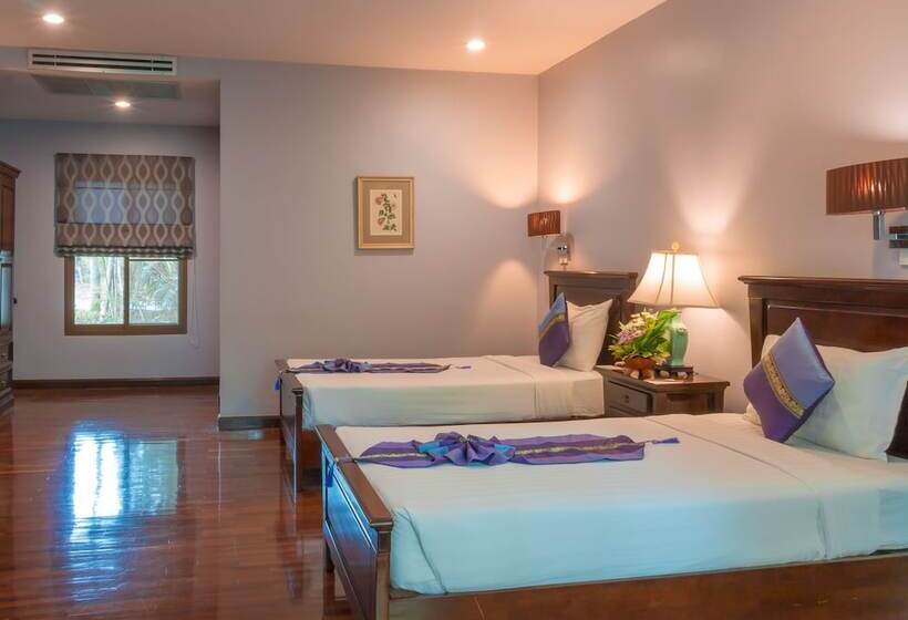 هتل Phuwanalee Resort