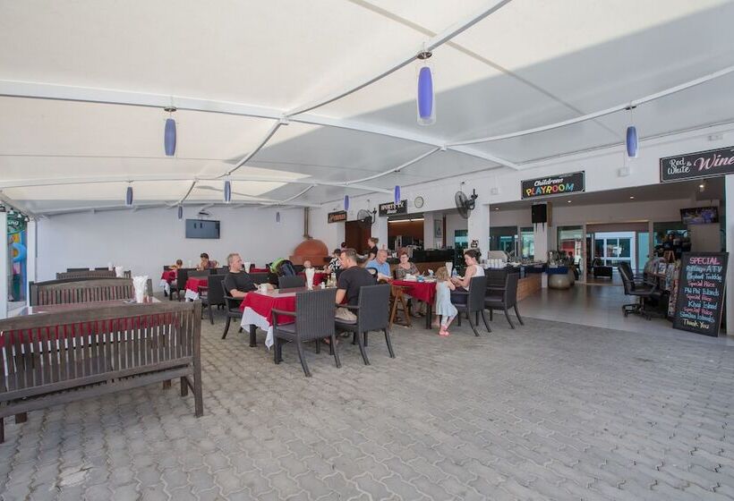 هتل The Palms, Kamala Beach   Sha Extra Plus