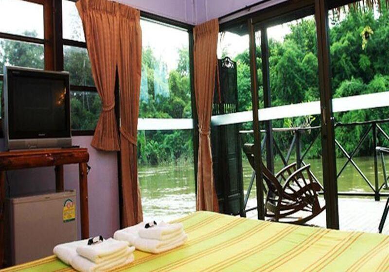 호텔 Yoko River Kwai Resort