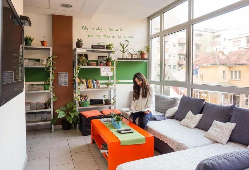 Funk Lounge Hostel