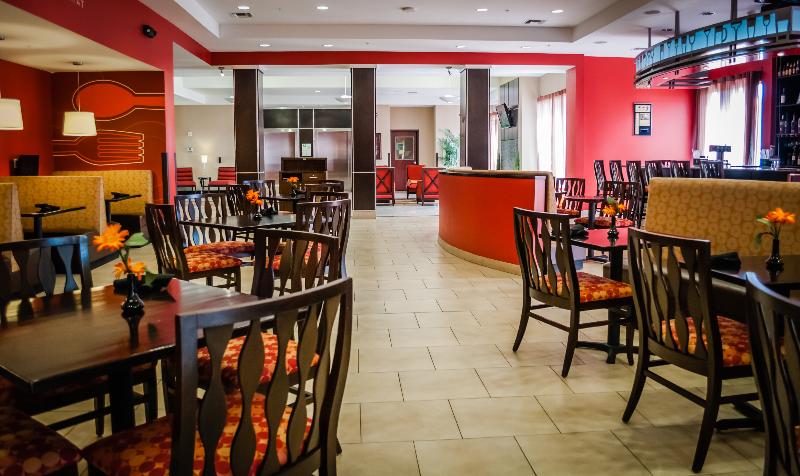 בית מלון כפרי Doubletree By Hilton Sulphur Lake Charles