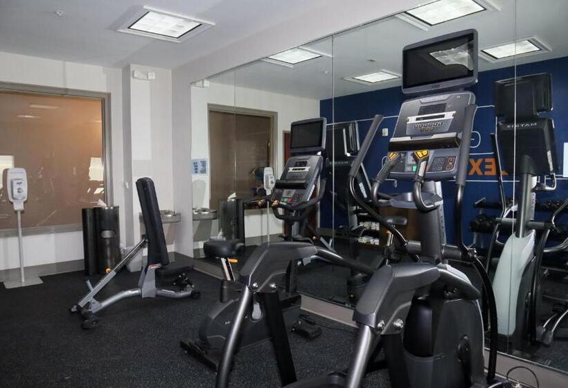 בית מלון כפרי Holiday Inn Express Baton Rouge North, An Ihg