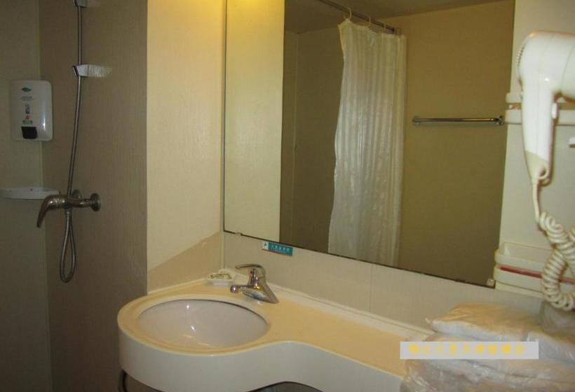 בית מלון כפרי Jinjiang Inn  Tianjin Gulou