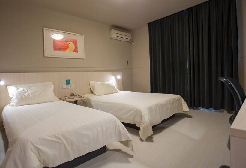 هتل Jinjiang Inn Yiwu