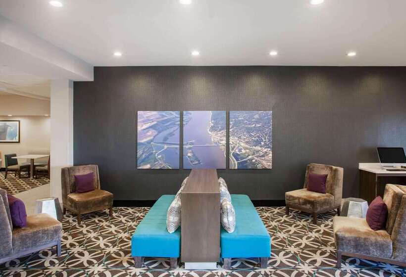 酒店 La Quinta Inn & Suits By Wyndham Pontoon Beach Il