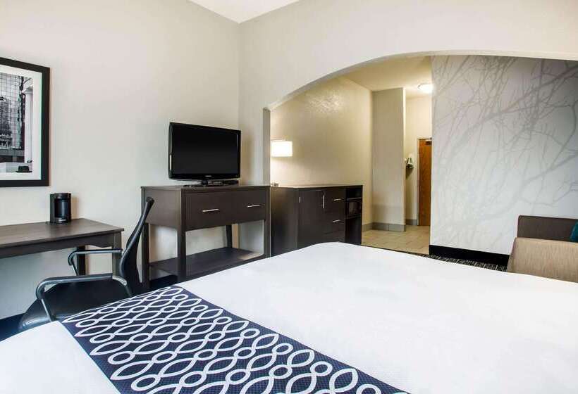 酒店 La Quinta Inn & Suits By Wyndham Pontoon Beach Il