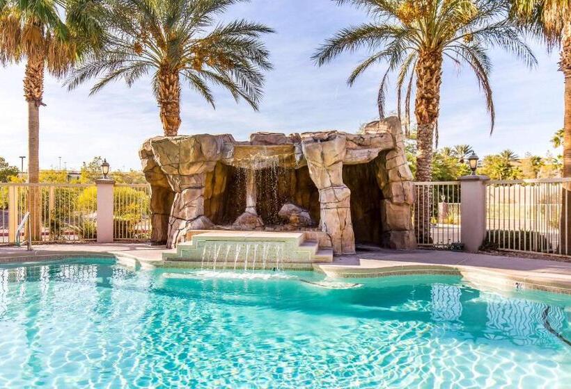 هتل Comfort Inn & Suites Henderson  Las Vegas