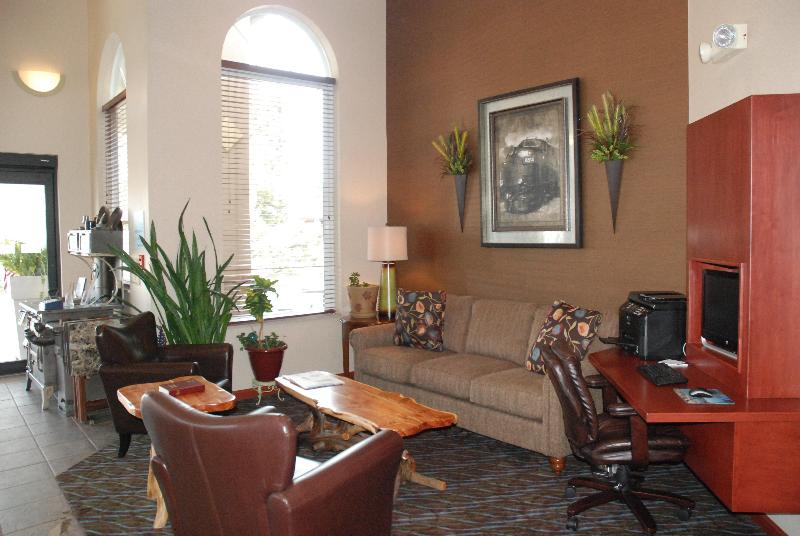 هتل Americinn By Wyndham Hill City Mt Rushmore