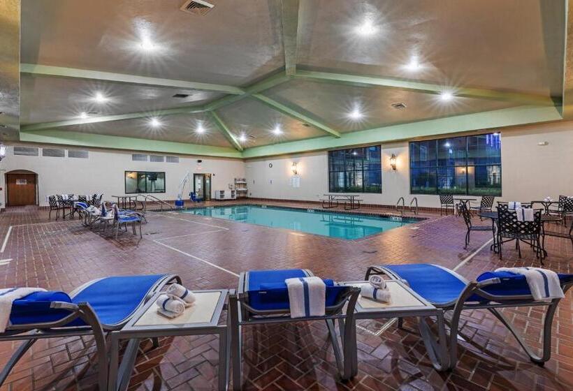 فندق Holiday Inn Express & Suites Tulsa S Broken Arrow Hwy 51 By Ihg