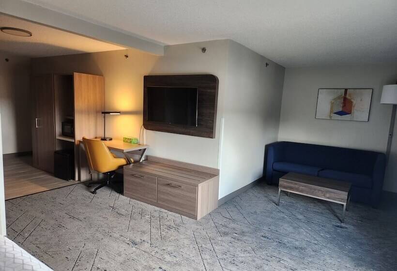호텔 Holiday Inn Express & Suites Alliance, An Ihg