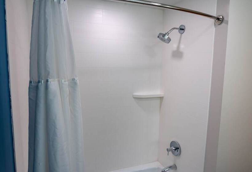 فندق Holiday Inn Express Carneys Point New Jersey Turnpike Exit 1, An Ihg