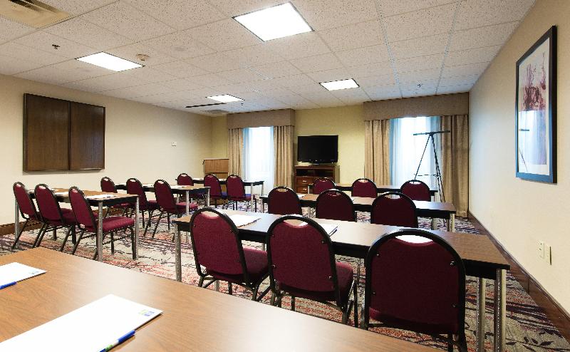 בית מלון כפרי Holiday Inn Exp Walterboro By Ihg