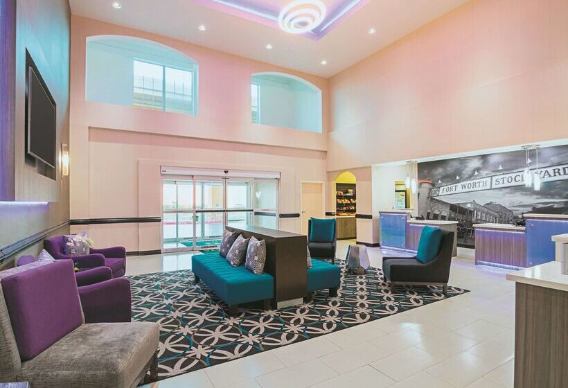 هتل La Quinta By Wyndham Ft. Worth   Forest Hill, Tx