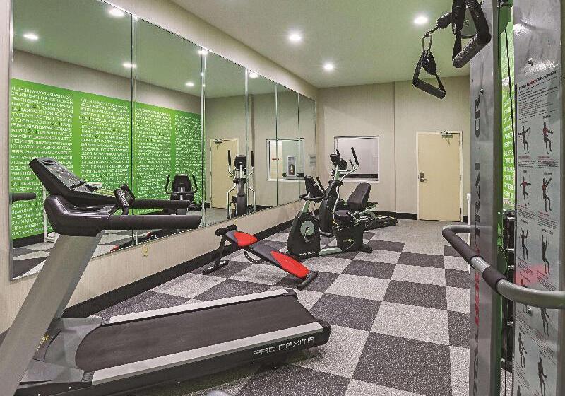 هتل La Quinta By Wyndham Ft. Worth   Forest Hill, Tx