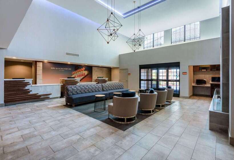 هتل La Quinta By Wyndham Las Vegas Airport South
