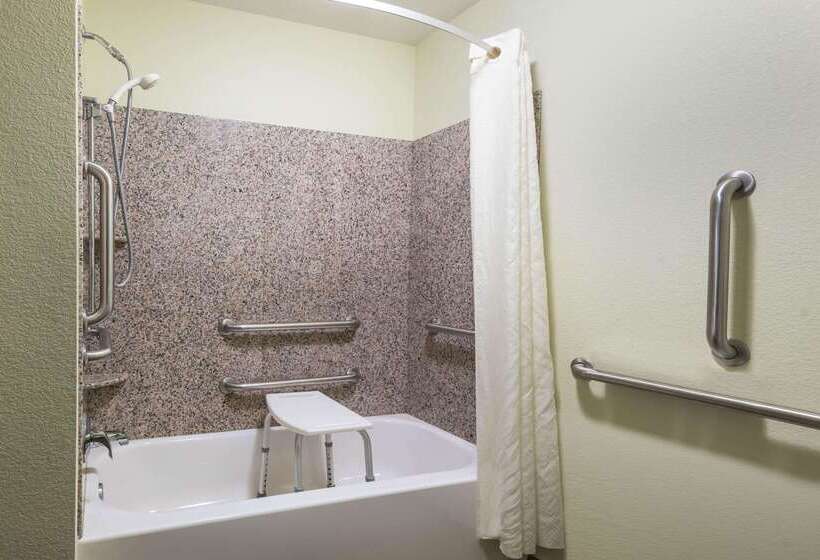 هتل La Quinta By Wyndham Las Vegas Airport South