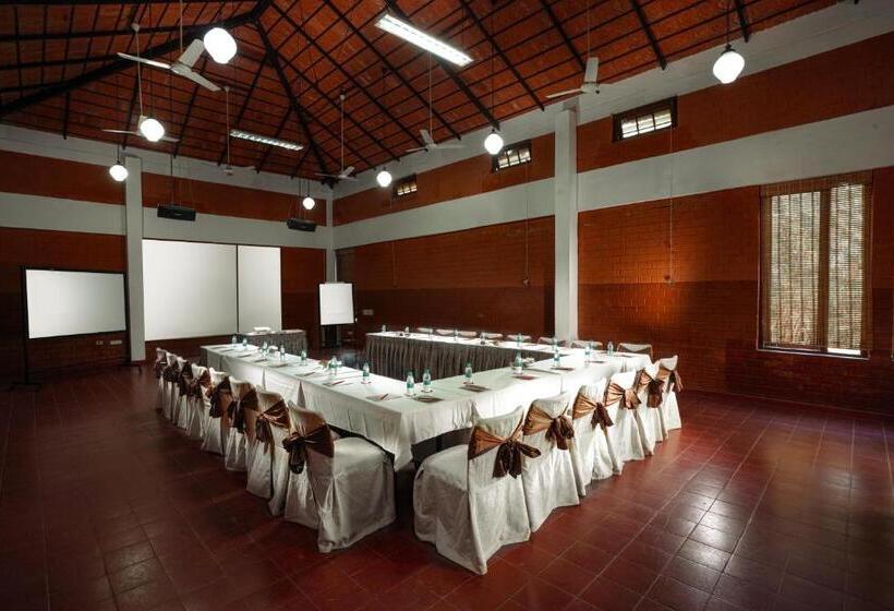 酒店 Olde Bangalore Resort And Wellness Center