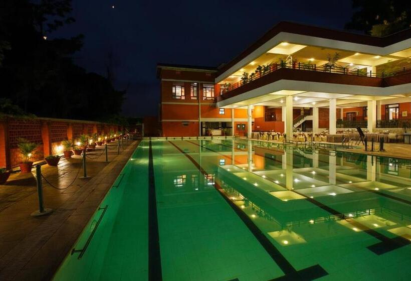 酒店 Olde Bangalore Resort And Wellness Center